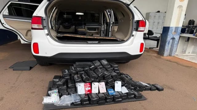 Fisco recupera 810 iPhones no valor de R$ 1,4 milhão