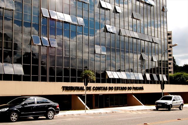 Relatório do TCE aponta vulnerabilidades financeiras em 101 cidades