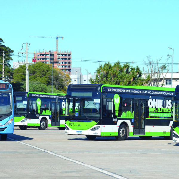 Contrato de transporte público é estendido por um ano enquanto nova licitação é organizada