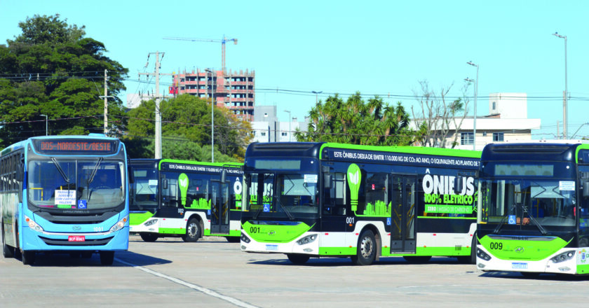 Contrato de transporte público é estendido por um ano enquanto nova licitação é organizada