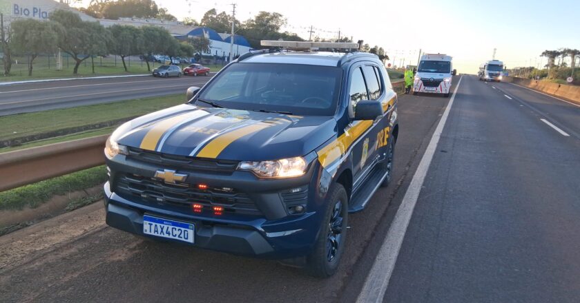 Acidente na BR-277 em Cascavel deixa motociclista ferido após batida por trás