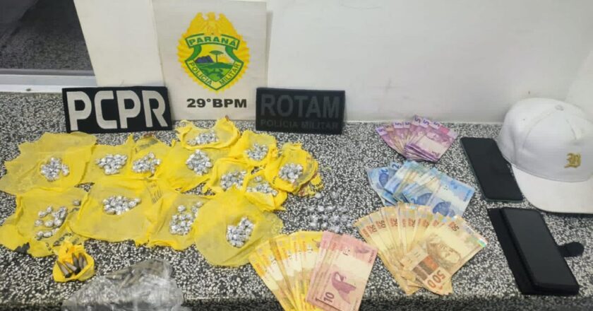 Operação policial em Pinhais resulta na prisão de quatro indivíduos com cerca de 200 doses de crack e cocaína
