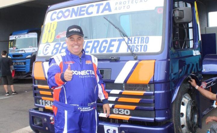 Cleber Fonseca frustrado com quebra da capa seca do Scania